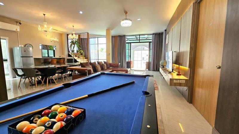 พูลวิลล่าให้เช่า 75,000 บาท/เดือน 5 นอน 6 น้ำ100 ตรว. บ้านพูลวิลล่า 2 ชั้น หลังใหญ่ #น้ำแพร่ #หางดง #เฟอร์นิเจอร์บางส่วน พร้อมเข้าอยู่ได้เลย