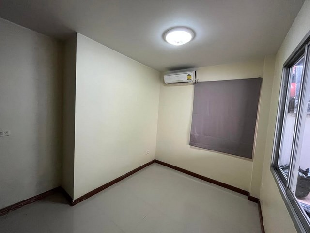 ให้เช่าบ้านเดี่ยวโครงการ รติรมย์ ฟิฟท์ ซอยร่วมใจพัฒนาบนถนนราชพฤกษ์ใกล้วงเวียนพระราม 5 ย่านราชพฤกษ์, พระราม 5, ปิ่นเกล้า, นครอินทร