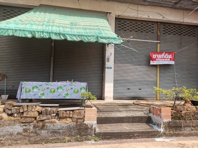 ขายด่วนบ้านพร้อมที่ดิน 214 ตรว. ต.มะขามเตี้ย อ.เมือง จ.สุราษฎร์ธานี