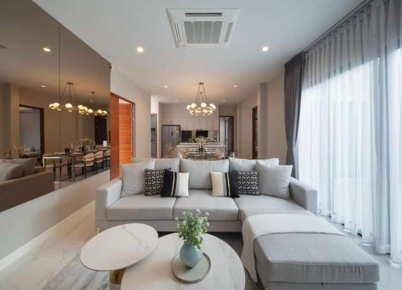 พูลวิลล่าหรู ให้เช่า 82,000 บาท/เดือน ขาย 18.5 ล้าน 79 ตรว. 4 นอน 5 น้ำ #ปาล์มสปริง #พริวาโต้ #หางดง #ตกแต่งสวยหรู ห่างจากสนามบิน 10 นาที