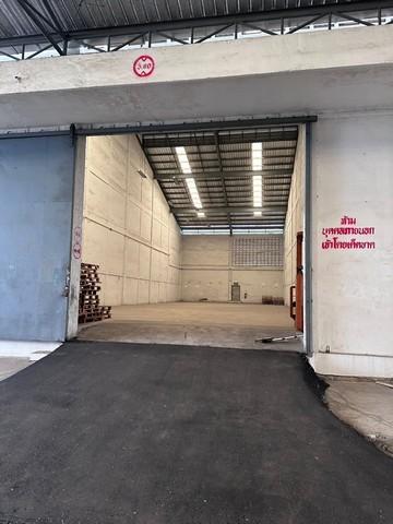 ให้เช่าโกดังมี 3 ขนาด ถนนเทพารักษ์ มุ่งหน้าไปสำโรง ใกล้รถไฟฟ้า สถานนีทิพวัล และศรีเทพา