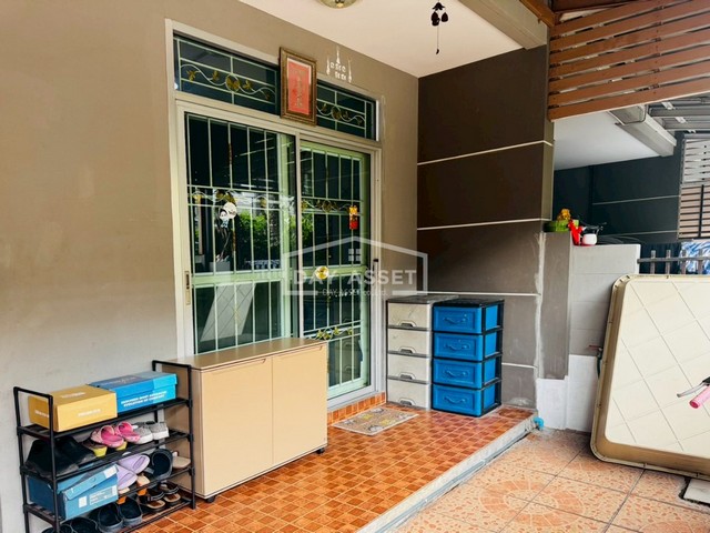 ขายทาวน์โฮม 2 ชั้น บ้านรื่นฤดี 6 รามอินทรา-ซาฟารี เนื้อที่ 18 ตร.ว. ขายเพียง 2,090,000 ล้านบาท