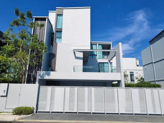 ให้เช่าบ้าน โครงการวีเว่ 2 กรุงเทพกรีฑา บ้านหรู พร้อมอยู่