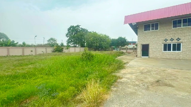 หนองจอก ตำรวจนครบาลลำหิน 1.5กม เช่าที่ดิน โรงงาน ออฟฟิศ ติดถนนใหญ่ 2 ไร่ 30ตร.วา.ม.เทคโนโลยีมหานคร 6.5 กม มีรั้ว 4นอน ตลาดลำไทรคลอง12 3กม.