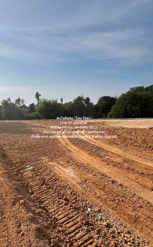 ที่ดิน ขายที่ดินเปล่าถมแล้ว 5-2-36 ไร่ (ติดถนน 3010) ต.วังแซ้ม อ.มะขาม จันทบุรี ราคา 18 ล้านบาท  36 ตร.วา 2 NGAN 5 RAI 18000000 thb ใกล้ - ราคาไม่แรง