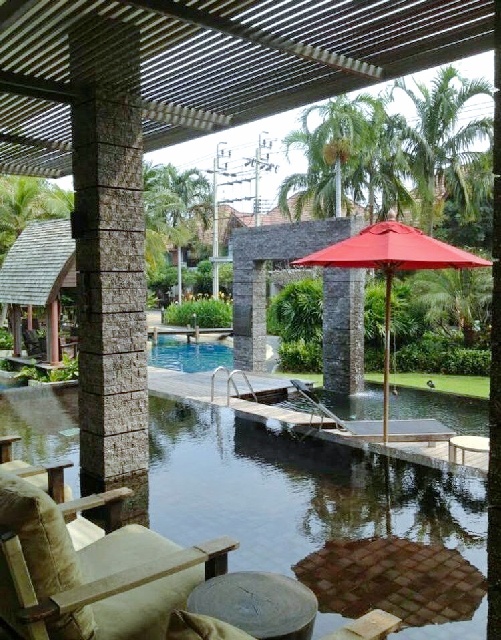 พระราม9 กรุงเทพกรีฑา ให้เช่าคฤหาสน์เดี่ยว Pool Villa 2 ชั้น 76ตร.วา. APL ลาดกระบัง 2กม. 256 ตร.ม. ม.นานาชาติแสตมฟอร์ด 7.6 กม.4 นอน 3 น้ำ