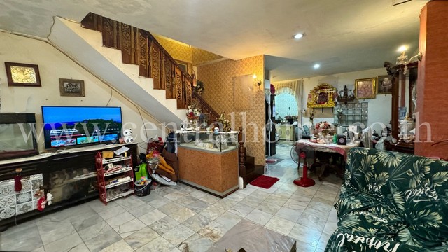 P2 ทาวน์เฮ้าส์ 3 ชั้น หมู่บ้านสินวงศ์ การ์เด้น บางแคเหนือ