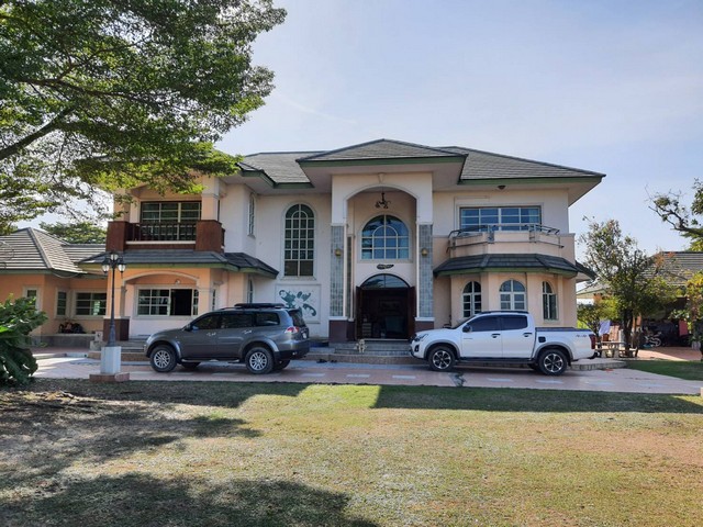 ขายบ้านหรู พร้อมที่ดิน เนื้อที่ 10 ไร่ 2 งาน 84 ตารางวา ใกล้แยกนพวงค์ปทุมธานี  (11)