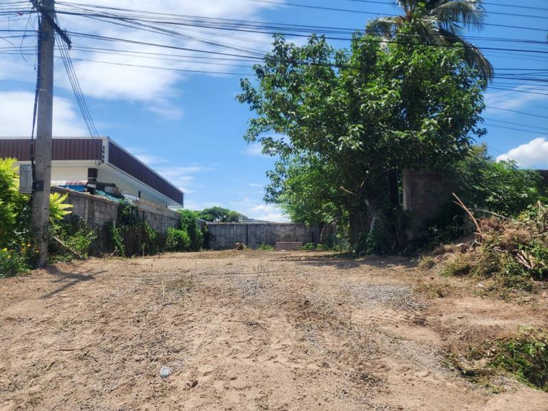 ขาย ที่ดินเปล่าถมแล้ว 50 ตรว. ติดถนนพหลโยธิน อ.ตากฟ้า จ.￼ นครสวรรค์ ใกล้สี่แยกตากฟ้า 200 เมตร