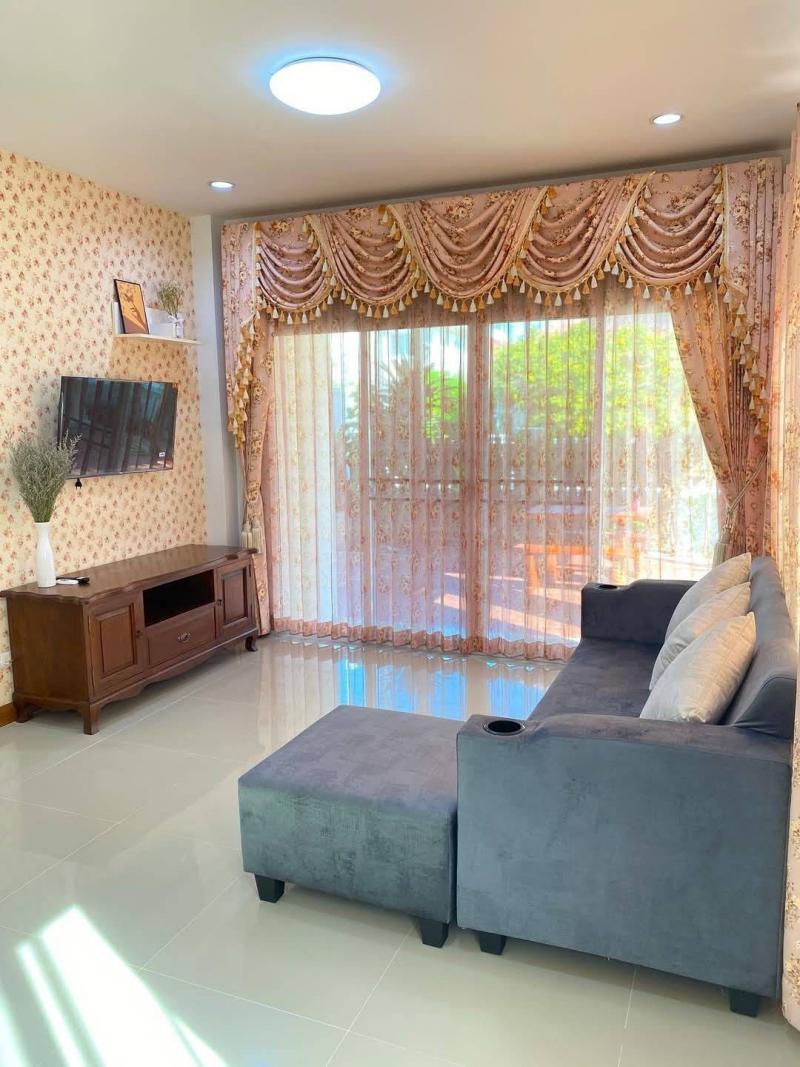 โซนหางดง #ขายพร้อมผู้เช่า 4.5 ล้าน 60 ตรว. บ้านเดี่ยว 2 ชั้น #รีโนเวทใหม่ #เฟอร์นิเจอร์ครบ #รับรายได้เดือนละ35,000 บาท #น้ำไม่เคยท่วม