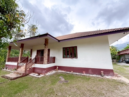 2-Bedroom 3-Bathroom House in Lipa Noi Koh Samui – Near the beach with private garden ideal for family or long-term stay