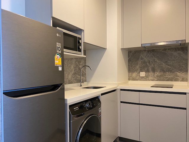 Whizdom Inspire private spacious beautiful view 24th floor BTS Punnawithi