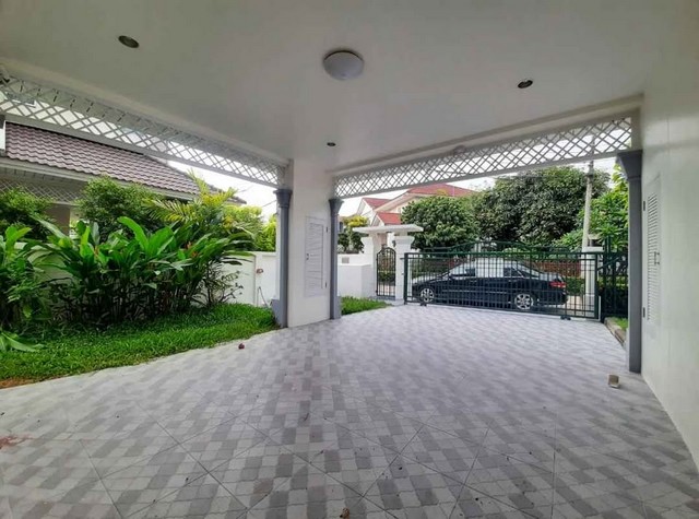 มณีรินทร์พาร์ค รัตนาธิเบศร์ ท่าอิฐ สภาพดีเยี่ยม บนทำเลเดินทางสะดวก เชื่อมต่อถนนราชพฤกษ์ ถนนงามวงศ์วาน