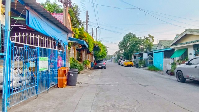 ขายบ้านชั้นเดียว บ้านอมรทรัพย์ เลียบวารี 25 ถนนเชื่อมสัมพันธ์ หนองจอก เนื้อที่ 16 ตร.ว. ขายเพียง 1,090,000 ล้านบาท