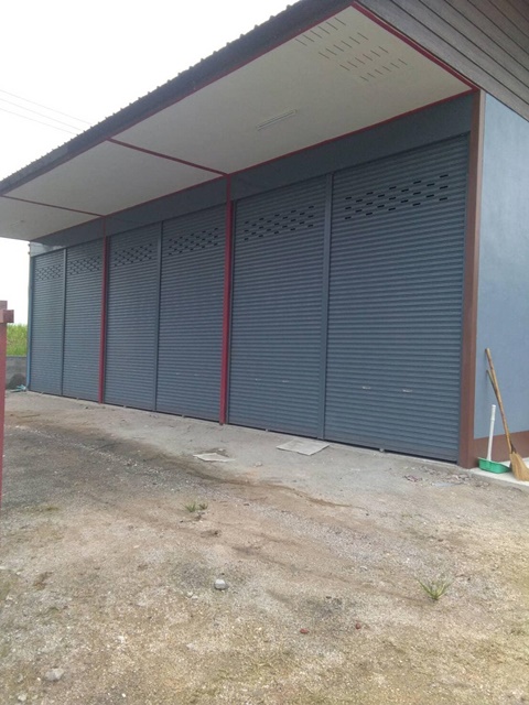 BTS คูคต 4.3 กม.บิ๊กซี ลำลูกกา คลองสี่  900ม.ให้เช่าอาคาร 3 ห้อง 60 ตร.วา. 240ตร.ม.ทำเลดี ติดถนน  ตลาดวงศกร 2.4 กม.