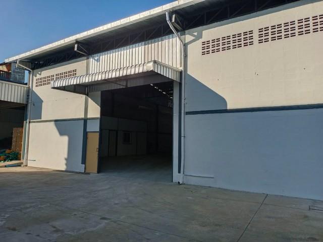 BR 1423 ให้เช่าโกดัง 300 ตรม. พร้อมออฟฟิศ ย่านอ่อนนุช 17 พัฒนาการ 20 รถสิบล้อเข้าได้ ใกล้ทางด่วน 