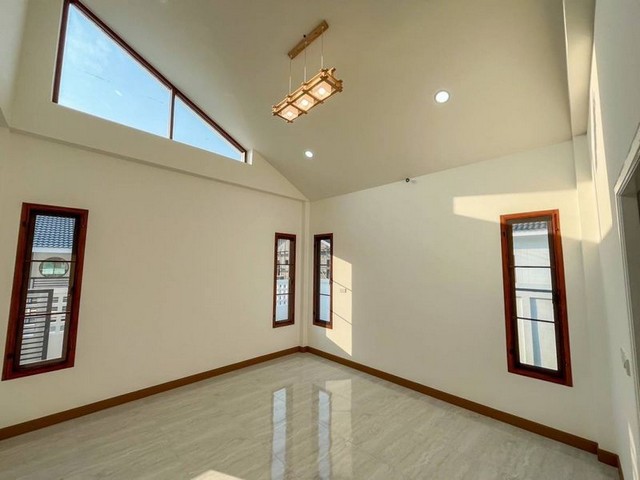 บ้านสร้างใหม่ชั้นเดียว สไตลืมินิมอล ใกล้กาดฝรั่ง หางดง