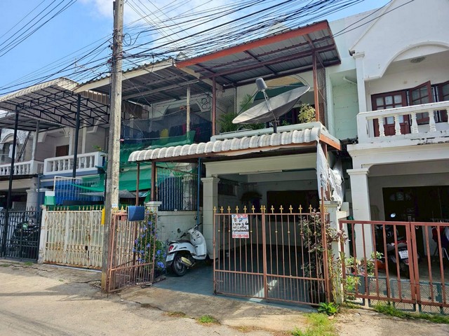 ขายทาวน์เฮ้าส์ 18.6 วา ใกล้ค่ายศรีพัชรินทร ซ.อนุบาลราตรี  ถนนกสิกรทุ่งสร้าง  เมืองขอนแก่น