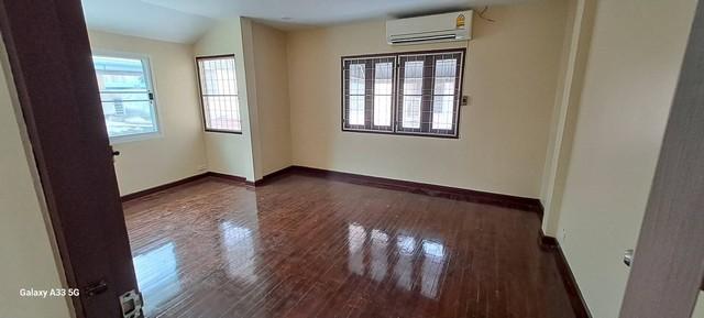 HR 6019 ให้เช่าและขายบ้าน 2 ชั้น ซอยรามคำแหง 64 รีโนเวทใหม่