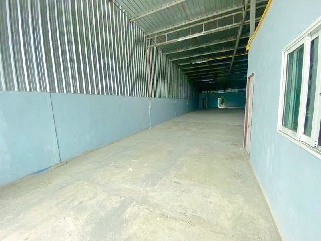 รร.ทานตะวันไตรภาษา 2.6 กม. ทำเลดี พระราม 2 น้ำ บางบอน5 ถูกกว่า 90 บาทต่อตรม. บางน้ำจืด แคราย ให้เช่าโกดังใหม่ สมุทรสาคร 300 ตร.ม.