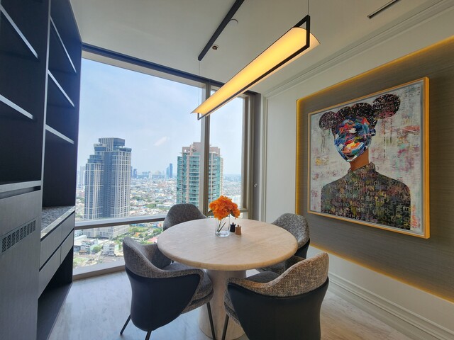 Five-Star Lifestyle by the River - 2BR at Four Seasons near BTS Saphan Taksin