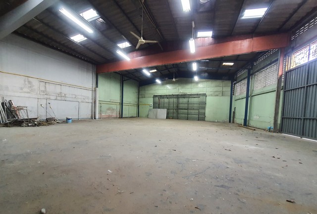 ให้เช่าโกดัง  233 ตารางเมตร ติดกับโรงพยาบาลวิมุต-เทพธารินทร์  ถนนพระรามที่ 4