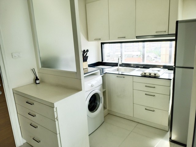 เดอะ ชายน์ คอนโดมิเนียม ทำเลสุดยอด ใกล้แหล่งชุมชน ราคาสุดว๊าว รีบจับจองด่วน เช่าหรืออยู่เองก็คุ้ม