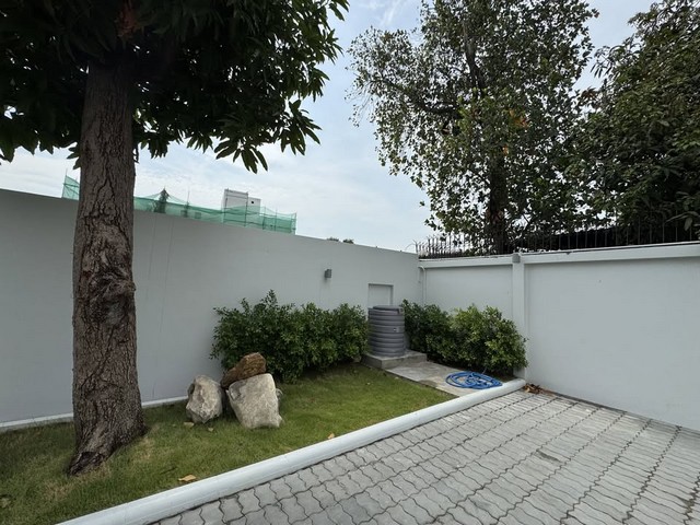 รหัสC6778 ให้เช่าบ้านเดี่ยวรีโนเวทใหม่ เอกมัยซอย 10 ปรีดีพนมยงค์ 25 พระโขนง