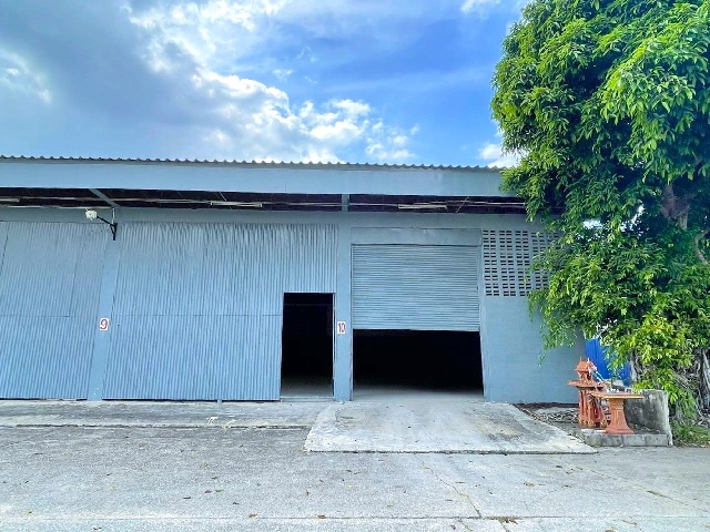 รพ.วิชัยเวช อินเตอร์ อ้อมน้อย 2 กม.บิ๊กซี อ้อมใหญ่ 900 ม.ทำเลดี ติดถนนใหญ่ โกดังพร้อมออฟฟิศ 100 ตร.วา.400 ตร.ม