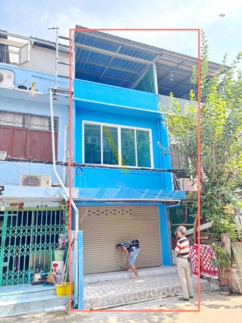 เซ็นทรัลพระราม3 1.5 กม  ให้เช่า ทาวน์เฮ้าส์ 3 ชั้น พร้อมเข้าอยู่  2นอน 1น้ำ เทอร์มินอล 21 พระราม 3 2.0 กม. รร. สารสาสน์พัฒนา