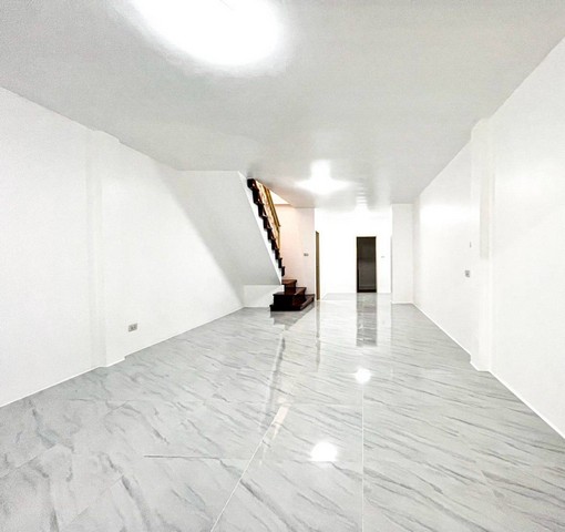 โอกาสดีของผู้มีรายได้น้อย บ้านใกล้ รร มัธยมตากสิน ระยอง ผ่อนเพียงเดือนละ 4500 บาท