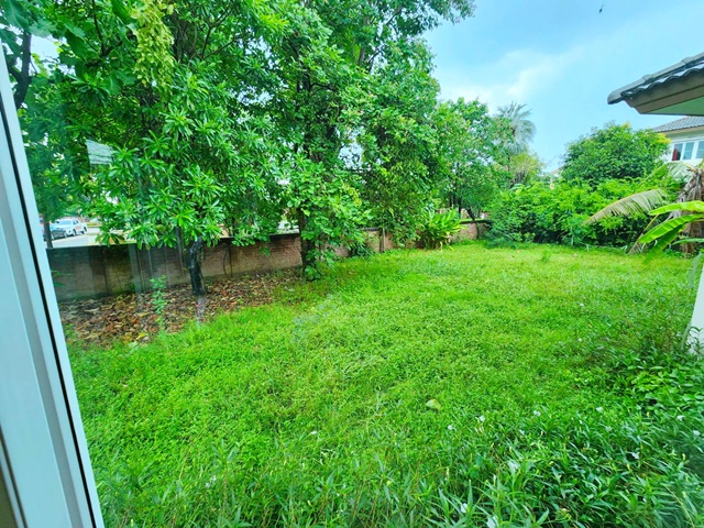 เพียวเพลส ราชพฤกษ์ ที่ดินเท่ากับบ้านเดี่ยว 4หลัง 6นอน ใหญ่สุด ลัดดารมณ์คฤหาสน์ 2หลัง  MRT ปากเกร็ด  2ชั้น 198ตร.วา. 444ตร.ม. มีเรือนรับรอง