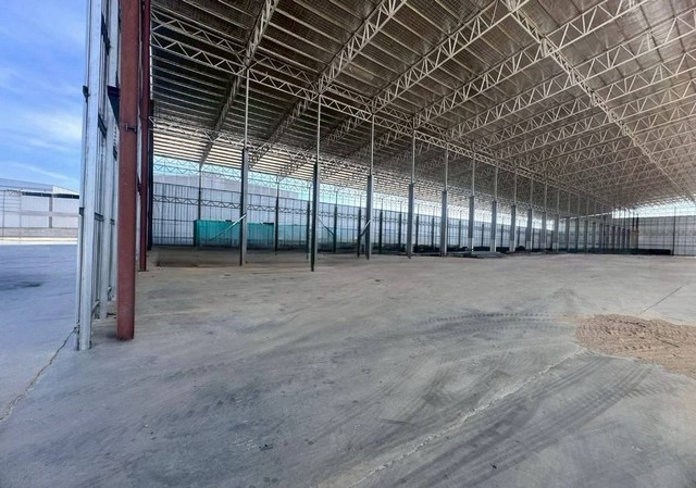 ให้เช่าโกดัง/โรงงานขนาด 15,456 ตรม. ผังสีม่วง (สร้างใหม่) หนองใหญ่  ชลบุรี