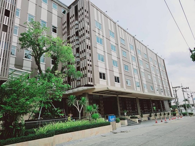 ขายขาดทุนโรงแรมที่พัทยากลาง ติดถนนหลักสุขุมวิท รีโนเวทใหม่เรียบร้อยแล้วพร้อมดำเนินกิจการต่อได้เลย