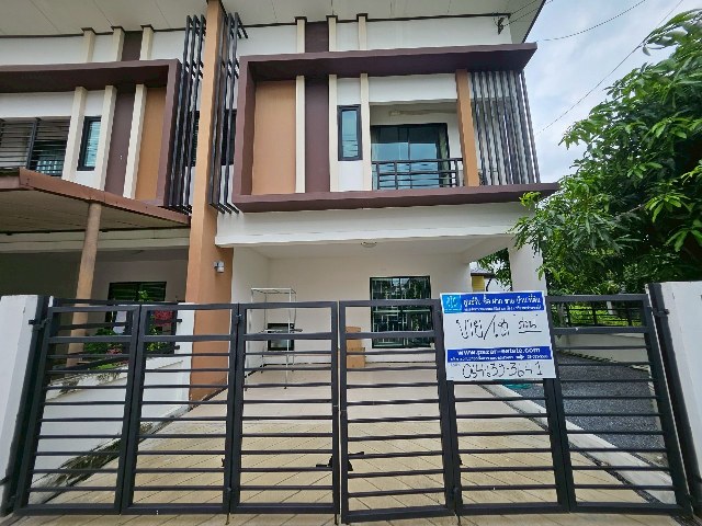 ให้เช่า ด่วน ! บ้านทาวน์โฮม 2 ชั้น เนื้อที่ 29.8 ตร.ว. หลังมุม (บ้านฟ้ากรีนเนอรี่ ปิ่นเกล้า-สาย5) เดินทางสะดวก  อ.สามพราน จ.นครปฐม