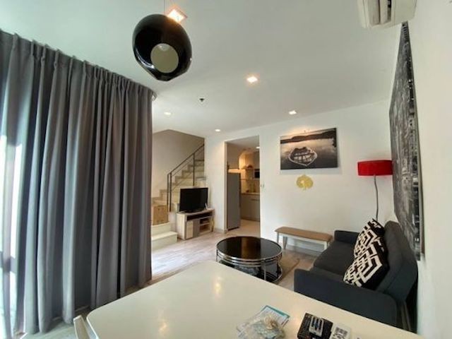 Ideo Mobi Sukhumvit 81 spacious safe quiet 4th floor BTS On Nut