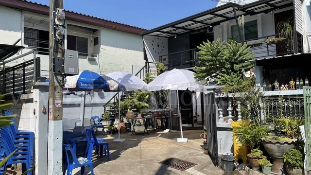 P1 ทาวน์เฮ้าส์ เลิศอุบล 4 - ซอย นาคนิวาส 48 ลาดพร้าว หลังริม