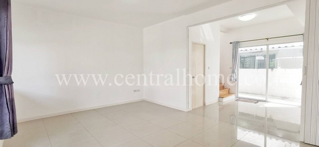 P1 ทาวน์โฮม หมู่บ้าน อินดี้ 2 ประชาอุทิศ 90 ราคาถูก พร้อมอยู่