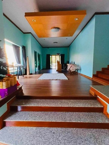 บ้านสวย สไตล์อังกฤษ ทำเลดี ติดน้ำ สันทรายแม่โจ้