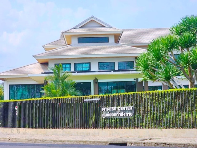 บิ๊กซี สุขาภิบาล3  1.2กม. โลตัส  รถไฟฟ้าสายสีส้ม เคหะรามคำแหง ให้เช่า ทาวน์โฮม 2 ชั้น พร้อมอยู่ รามคำแหง 180-186   21ตรว. 2นอน 2น้ำ 