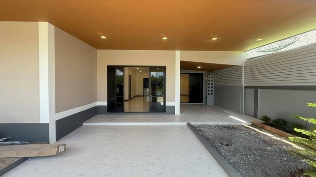 หมู่บ้านพร้อมพันธุ์ประชาสามัคคีภูเก็ต ทาวน์โฮมรีโนเวทใหม่ 40วา 3ห้องนอน 2ห้องน้ำ ใกล้ซุปเปอร์ชีพใหญ่