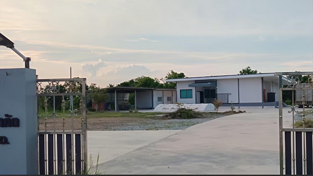 ขายโรงงาน+ที่ดิน บนเนื้อที่ 2 ไร่พื้นที่ใช้สอยรวม 423 ตารางเมตร การเดินทางสะดวก ใกล้แหล่งอุตสาหกรรม