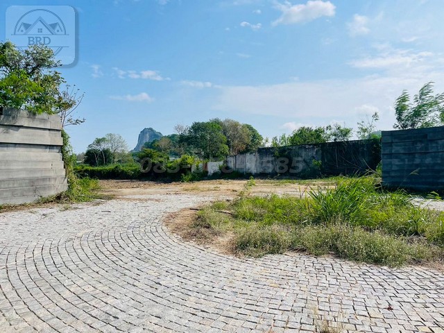 ขายที่ดินทำเลทอง พัทยา-เขาชีจรรย์ เนื้อที่ 10-1-69 ไร่ ขายไร่ละ 7 ล้านบาท บางละมุง ชลบุรี