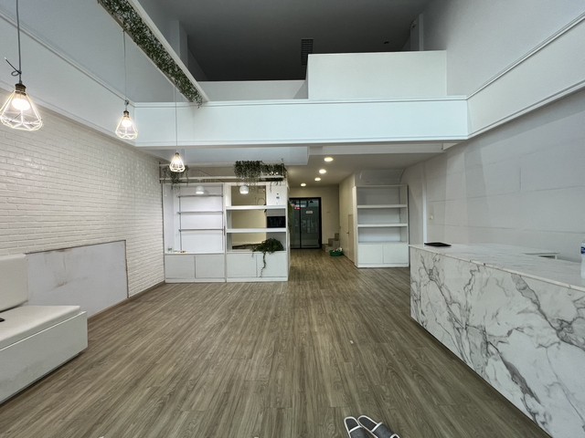 ขาย โมเดิร์น ทาวน์โฮม พาณิชย์ 4 ชั้น เนอวานา คลัสเตอร์ รามคำแหง ถนนราษฎร์พัฒนาค