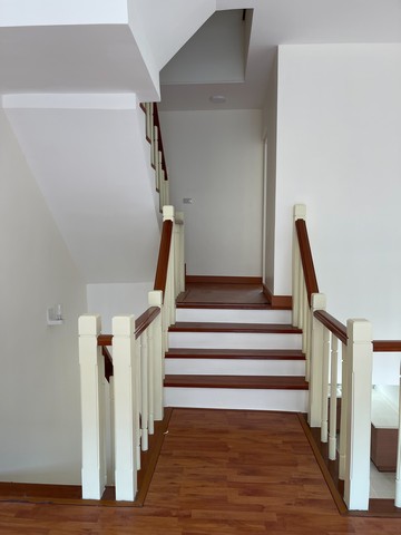 ขายด่วน ทาวน์โฮมมือสอง ราคาถูก สภาพดีมาก บ้าน CasaCity นวลจันทร์ 1 ซอยนวลจันทร์ บึงกุ่ม กทม