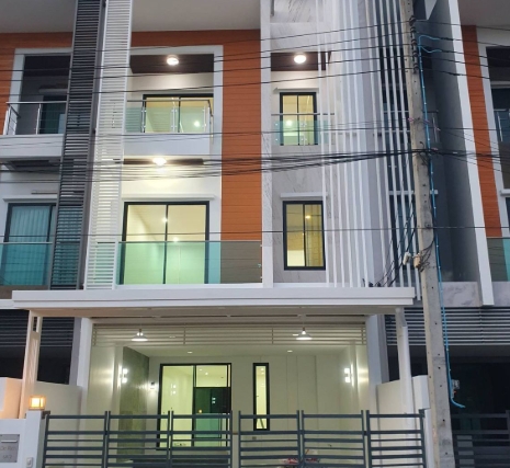 ขาย โฮมออฟฟิต พรีเมี่ยมทาวน์โฮม วัชรพล ถนนสุขาภิบาล 5 ซอย 25 สายไหม