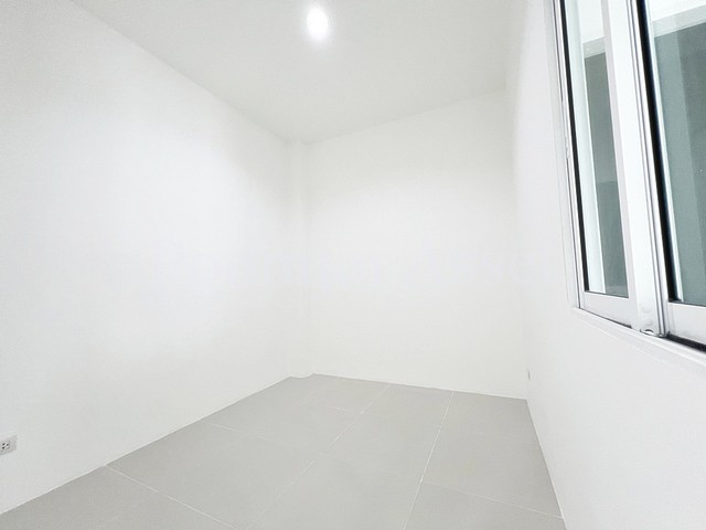 ให้เช่าทาวน์โฮม 2 ชั้น หมู่บ้านภูมิธารา กาญจนาภิเษก – บางบัวทอง (หลังมุม)