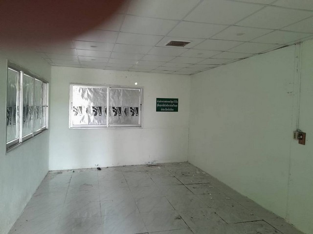 ขายที่ดินพร้อมโกดัง 2 ไร่ พื้นที่ใช้สอย 1,100 ตารางเมตร พร้อมออฟฟิศและบ้านพักคนงาน