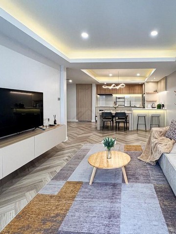 ให้เช่าทาวน์เฮาส์ 2 ชั้น 30 ตรว. ย่านเอกมัย 22 ปรีดี พนมยงค์ 41 ใกล้ BTS พระโขนง ( รีโนเวทใหม่ )