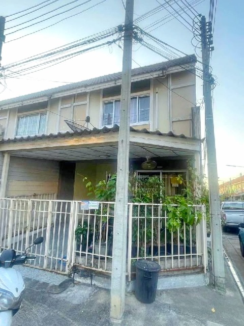 วัดเทียนดัด บิ๊กซี อ้อมใหญ่ 2.1 กม.ให้เช่าทาวน์เฮาส์ 2 ชั้น 25 ตร.วา.200 ตร.ม.รร.ยอแซฟอุปถัมภ์ 1.6 กม.3 นอน 